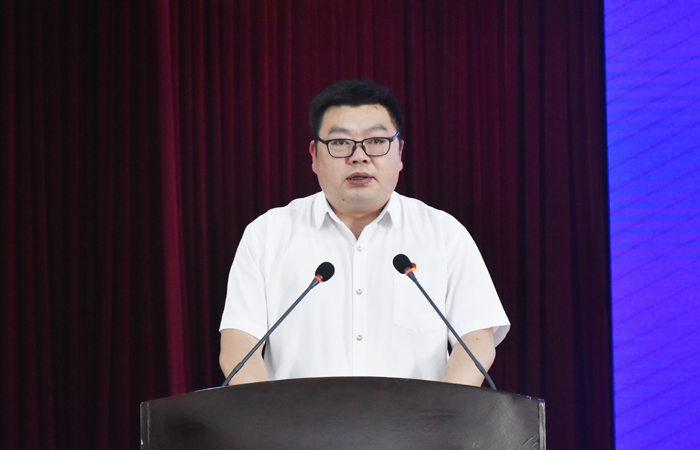 蒋玺xiao.jpg