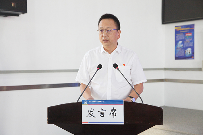 吴 xiaotu.jpg