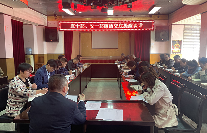小图eb89c5fdf74bb3614003f97fbcf6008.jpg